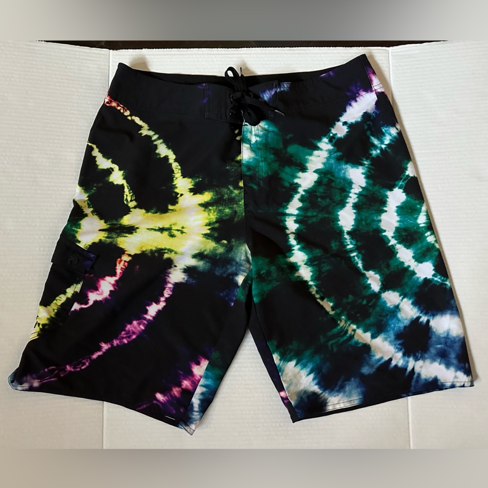 Hang Ten Men's Tie-Dye Swim trunk Shorts